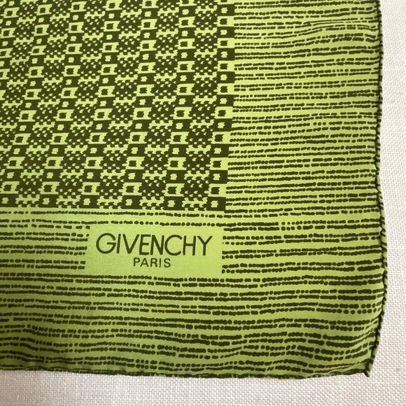 Givenchy Paris Green Geometric Print Silk Hand-Rolled Square Signed Scarf30”x30” - Picture 11 of 11